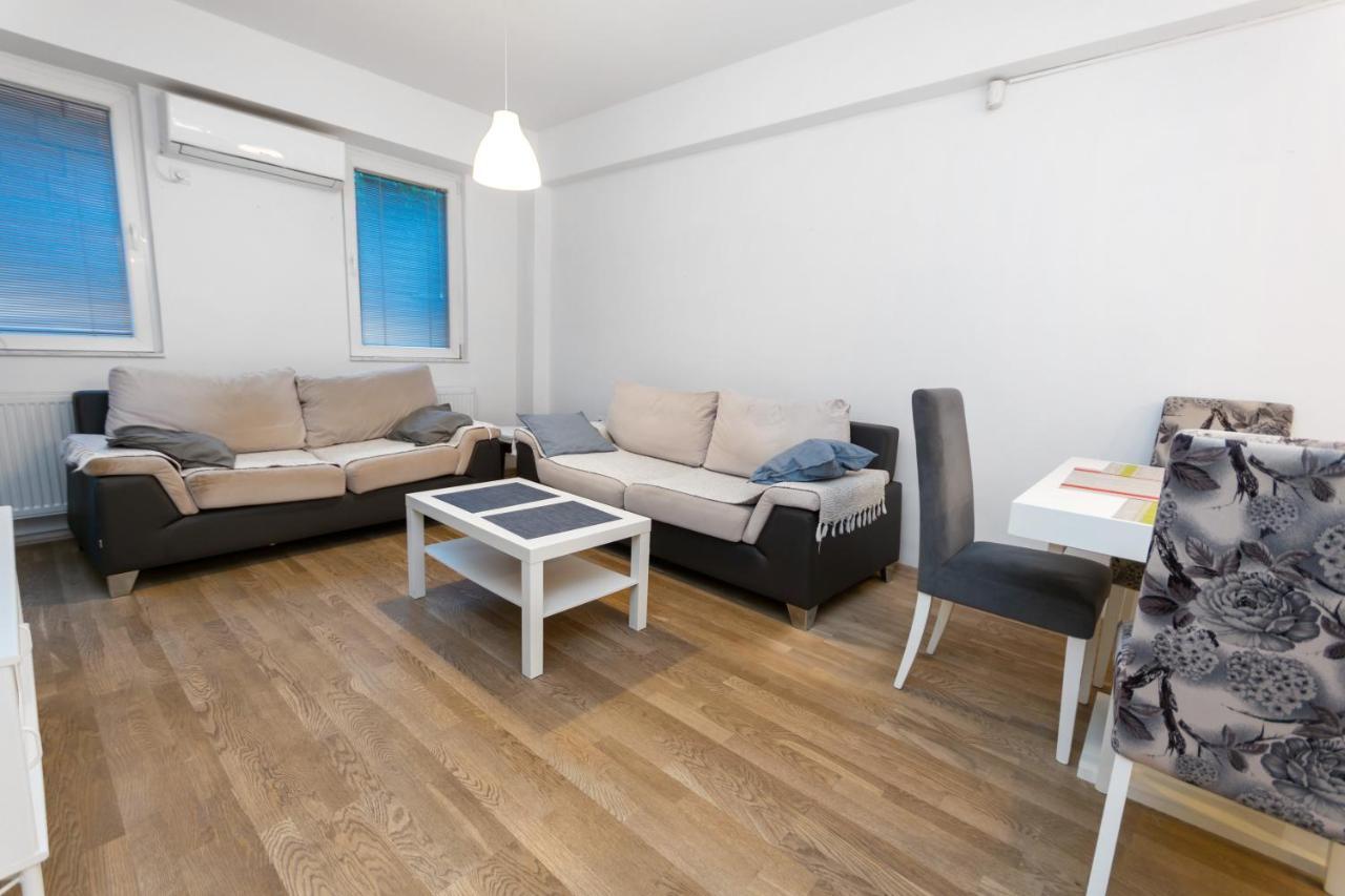 One Bedroom Apartment With Private Parking Skopje Exterior foto